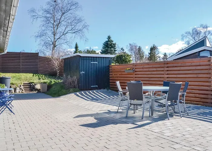 Two-bedroom In Hyllinge *