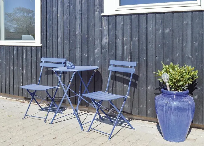 Two-bedroom In Hyllinge * Kirke-Hyllinge